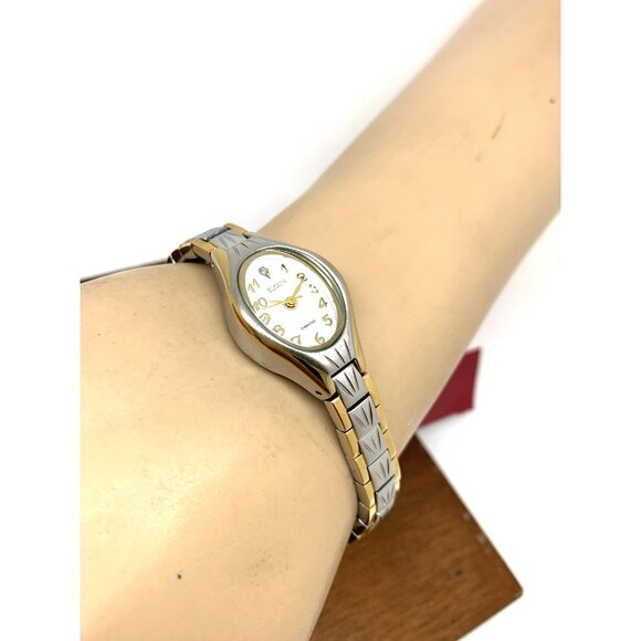 Elgin Women's Watch EG8076 Silver Tone Dial Two Tone Stainless Steel Petite Oval - Picture 5 of 13